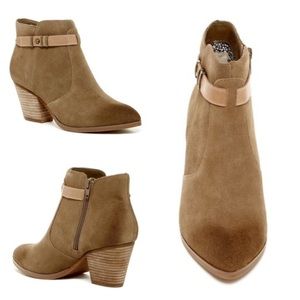 Seychelles Take Notice Bootie Sand sz 10